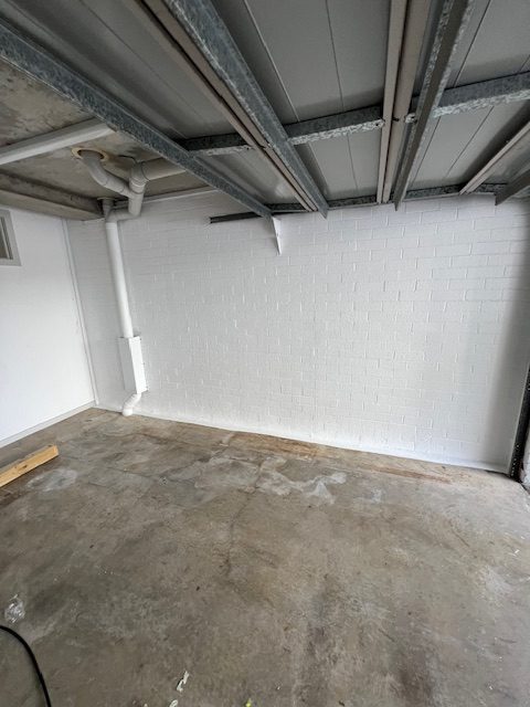 Water ingress detection and leak investigation